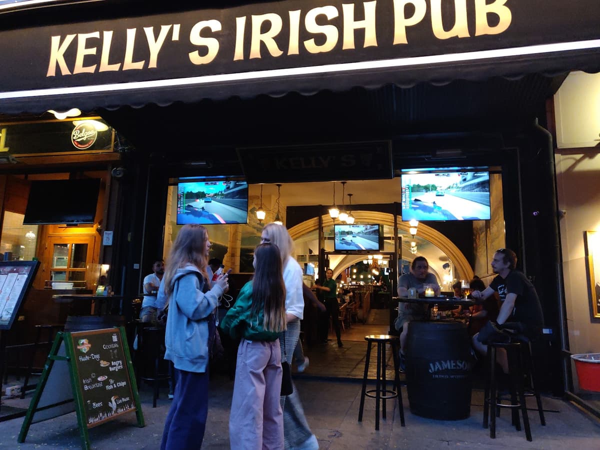 Sports bars in Antwerp