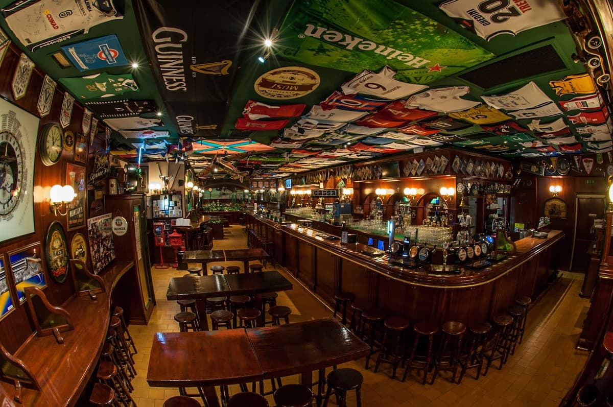 Sports bars in Bologna