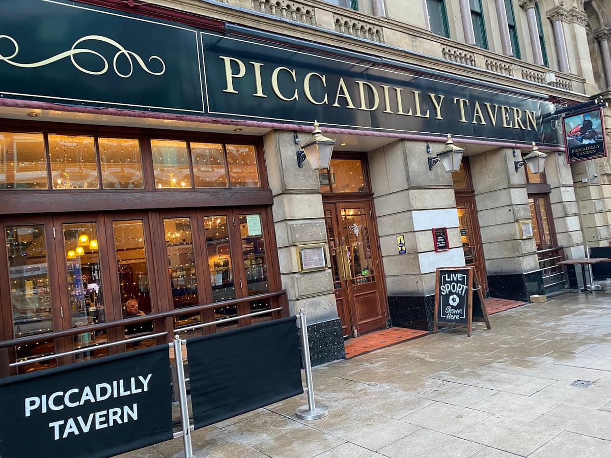 Sports bars in Manchester