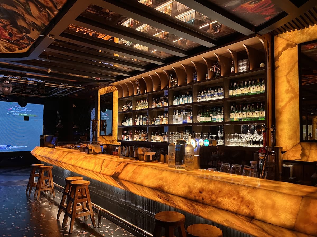 Sports bars in Mumbai
