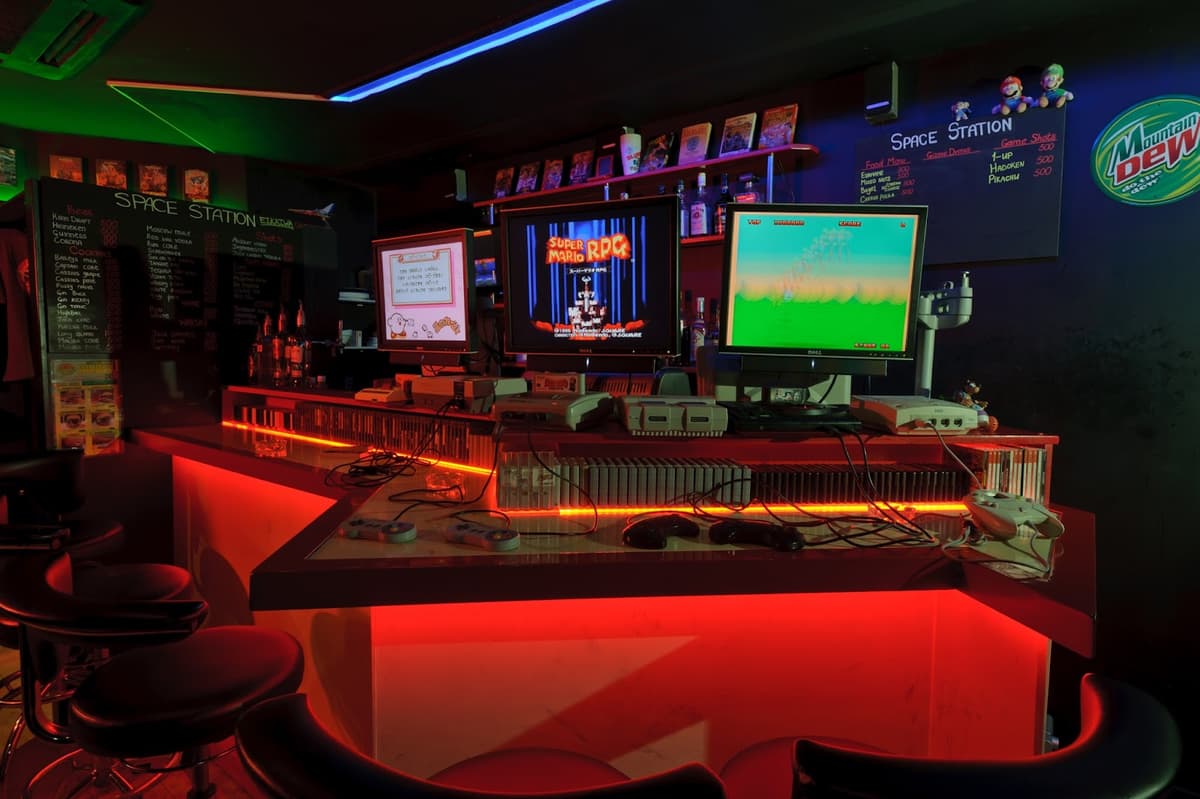 Sports bars in Osaka