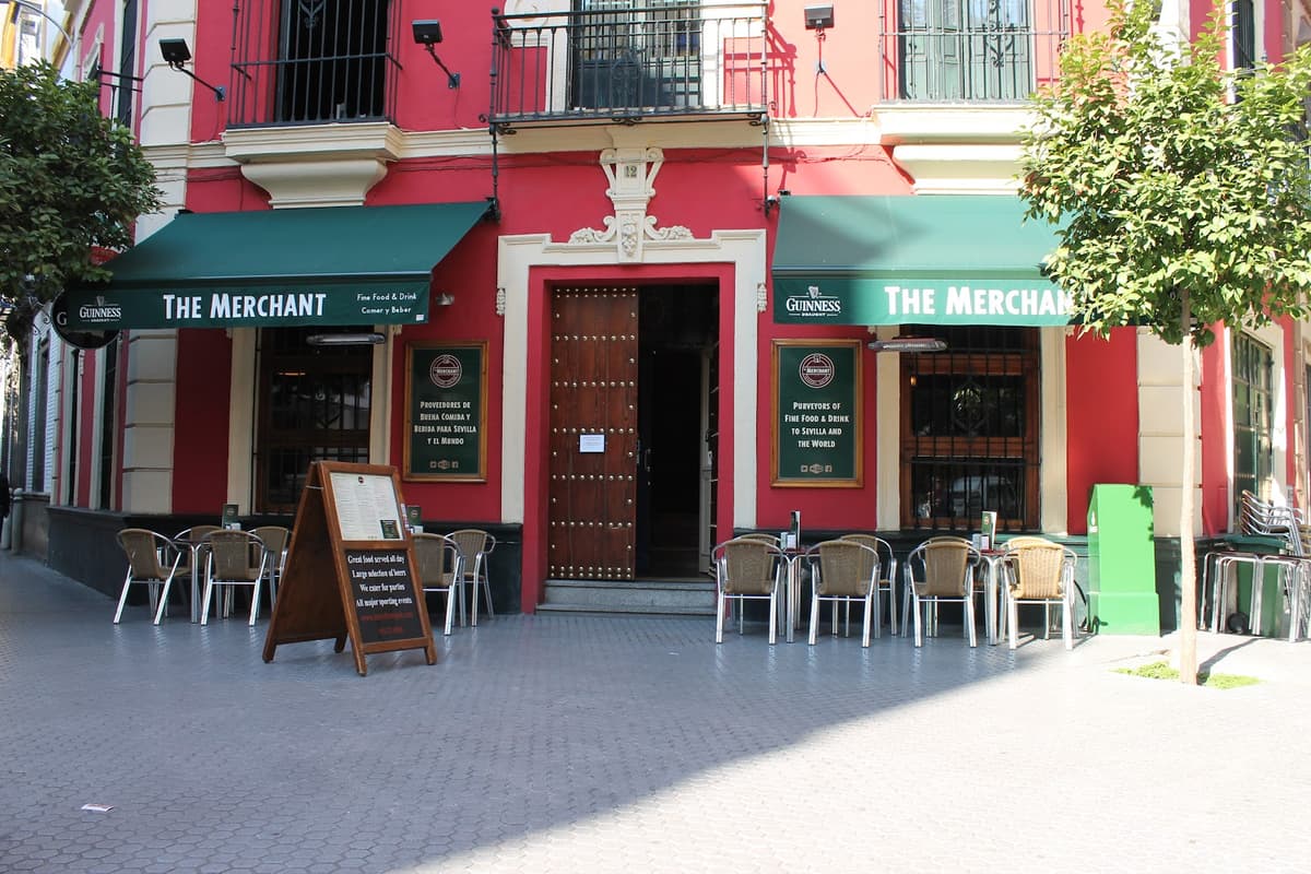 Sports bars in Seville